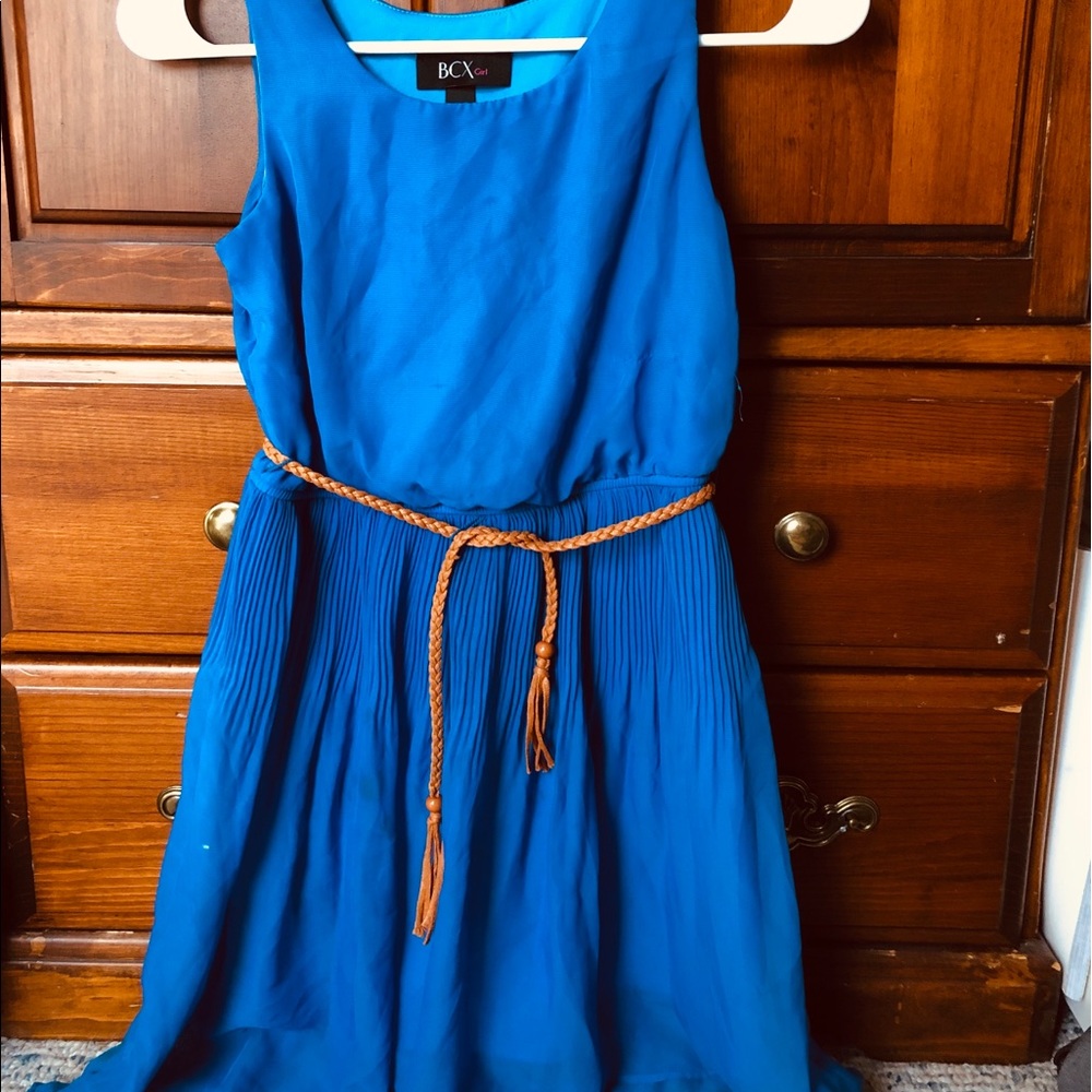 blue dress